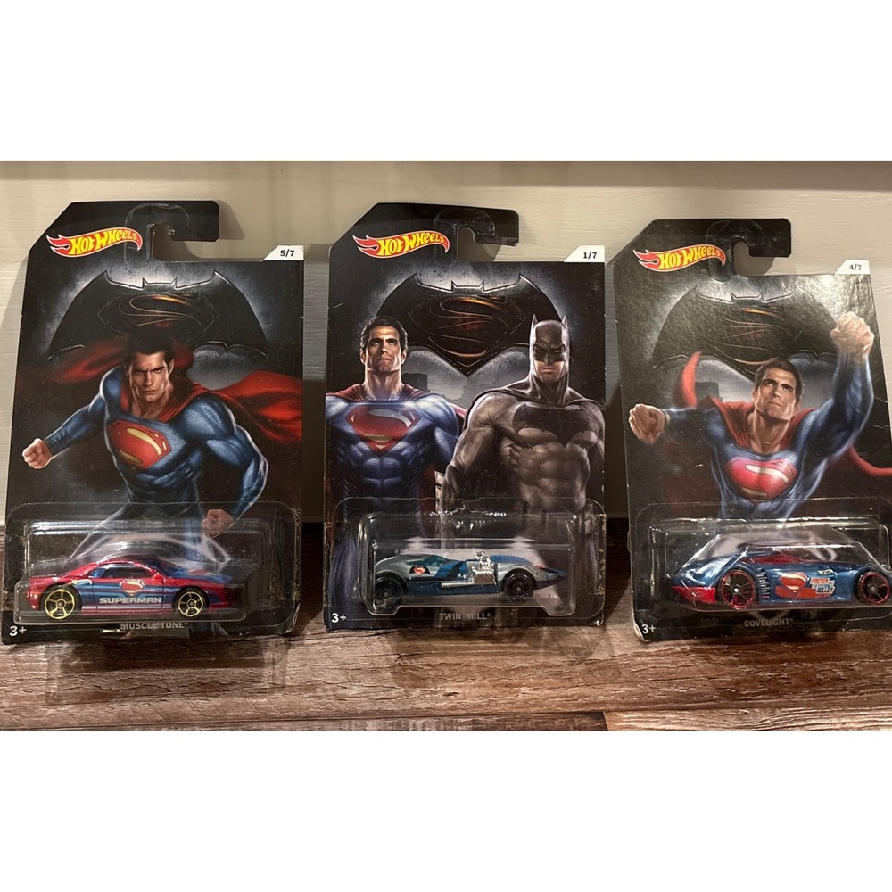 3/Hot Wheels DC Batman Vs Superman Dawn Of Justice Wonder